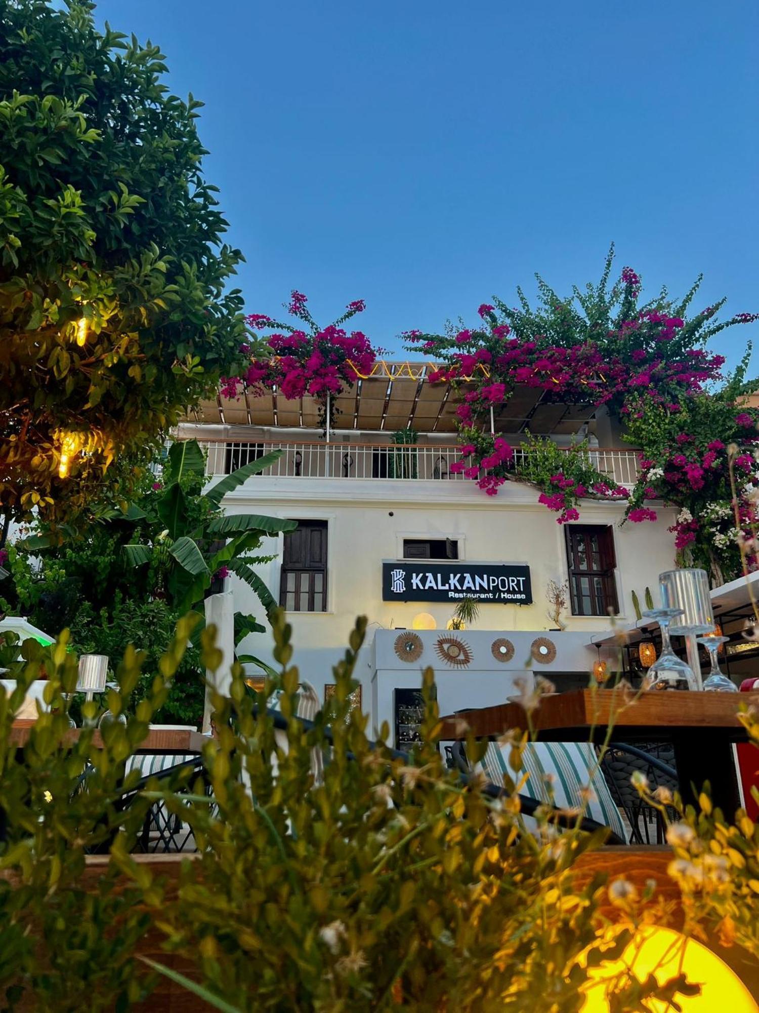 Kalkan Port Exterior foto