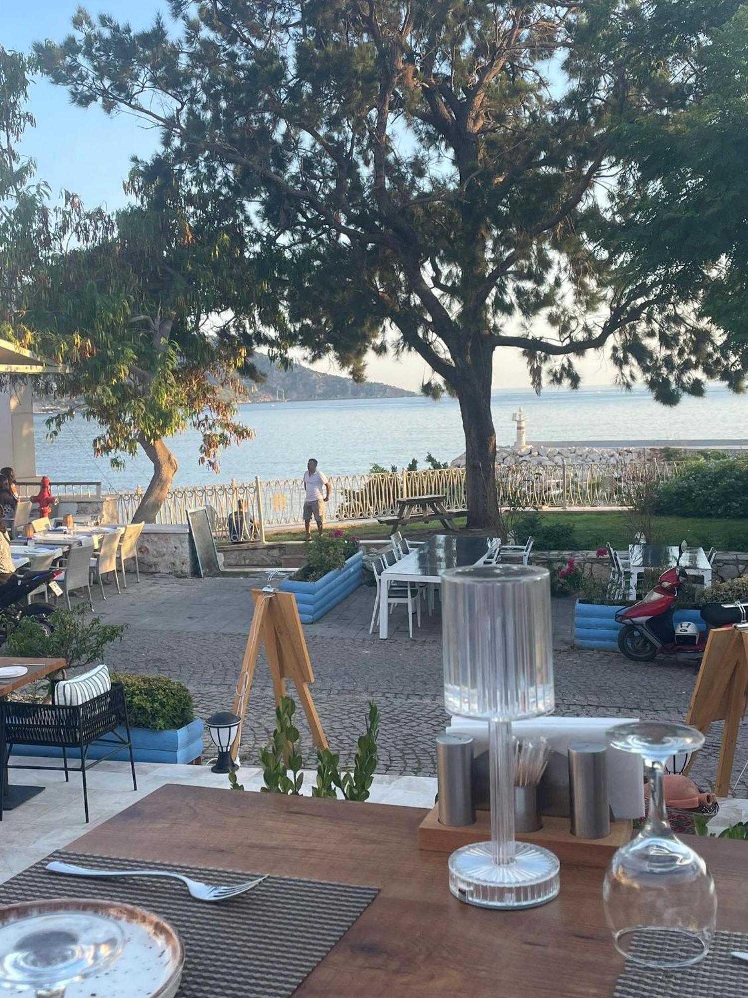 Kalkan Port Exterior foto